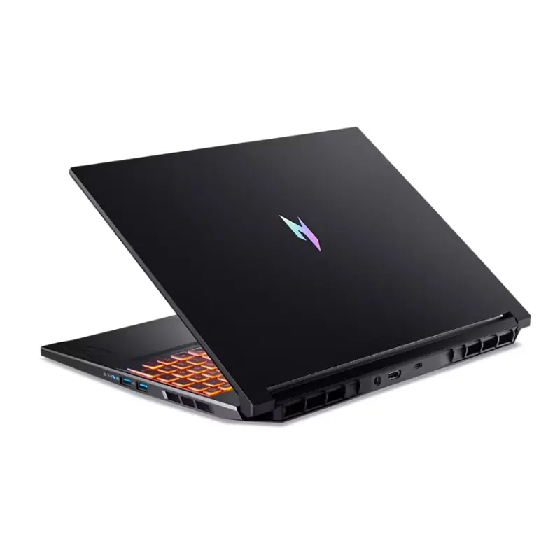 Internal hardware ecosystem showing dual M.2 storage slots and dual DDR5 RAM upgrade points on the Acer Nitro AI chassis.